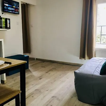 Bleu Lavande 1 - Appartement Cosy Ambiance Village Istres Exterior photo